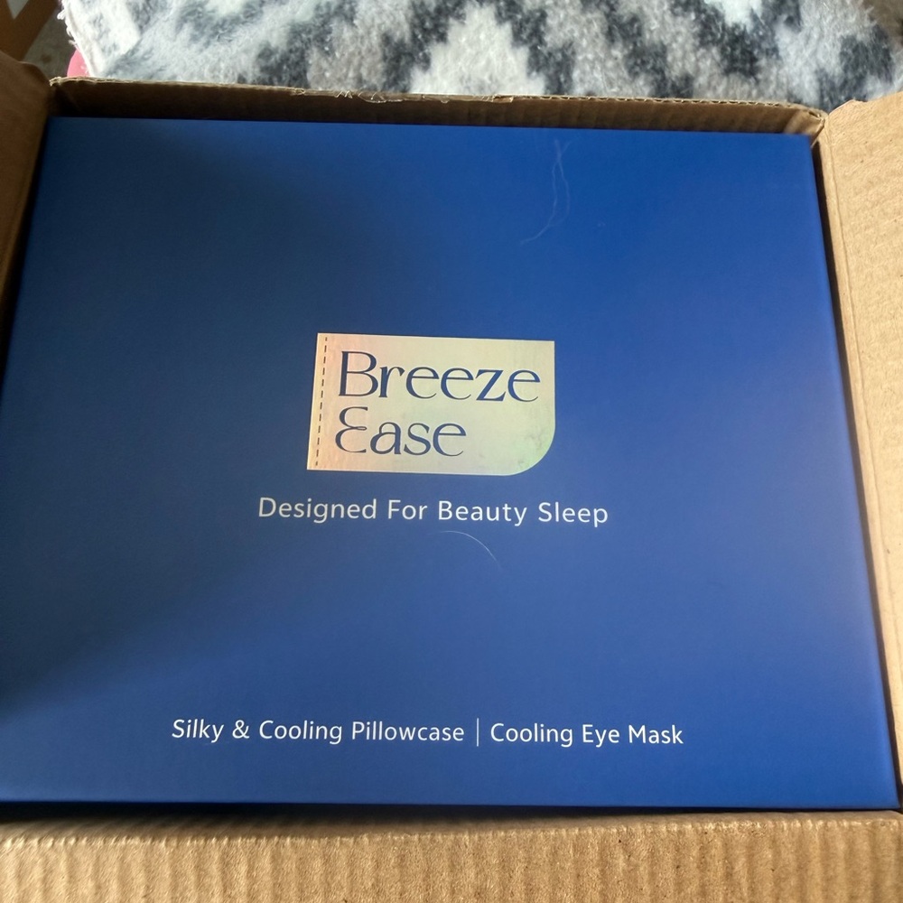 Brand new inbox Breeze Ease Cooling Pillowcase and Eye Mask Set GIFT SET